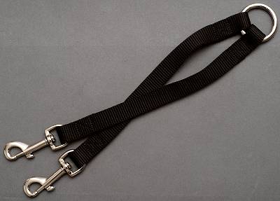 Stitched nylon coupler for walking 2 dogs for dog training or for dog owners